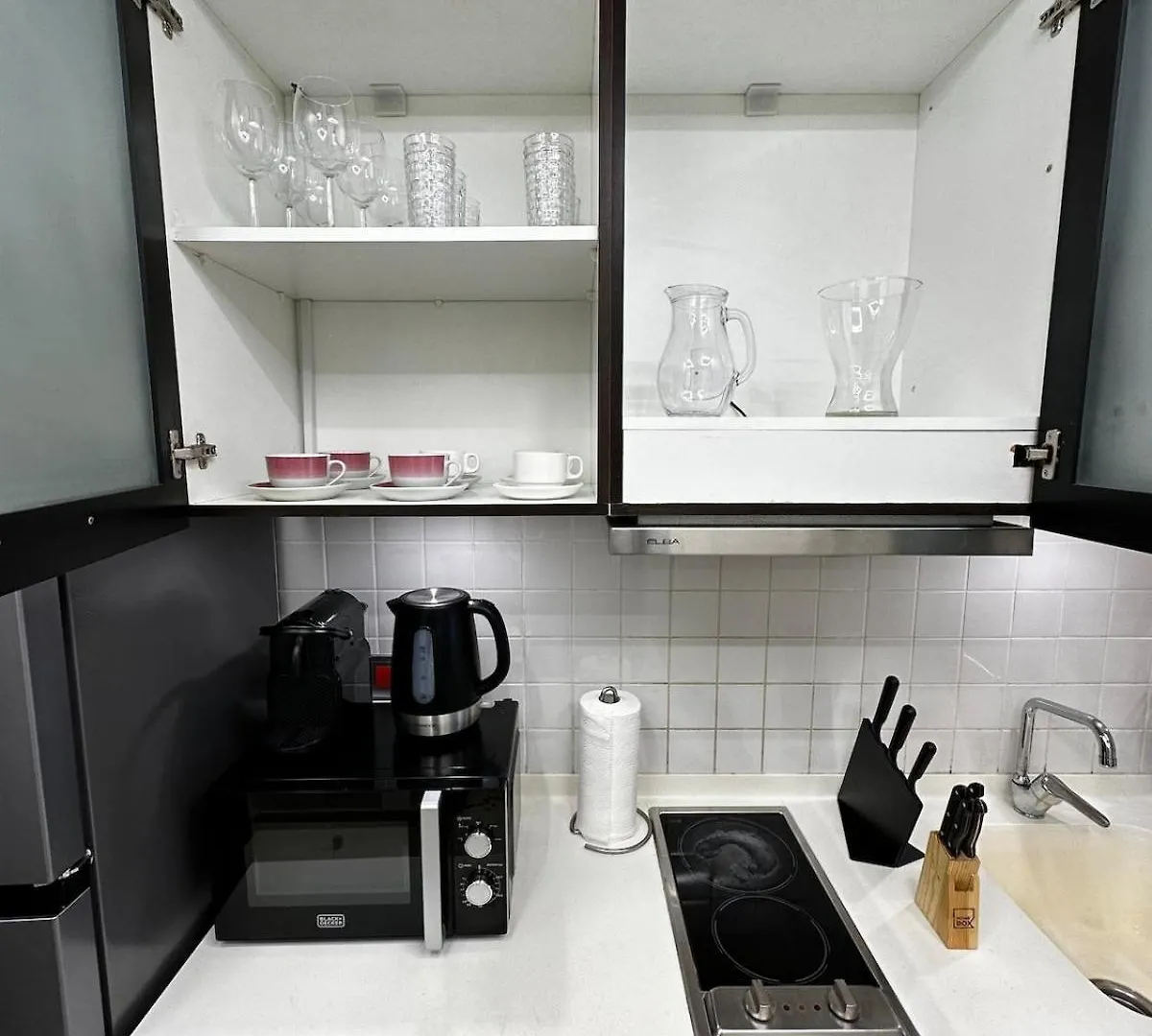 Luxury Modern Studio In Dubai Marina With Sea View