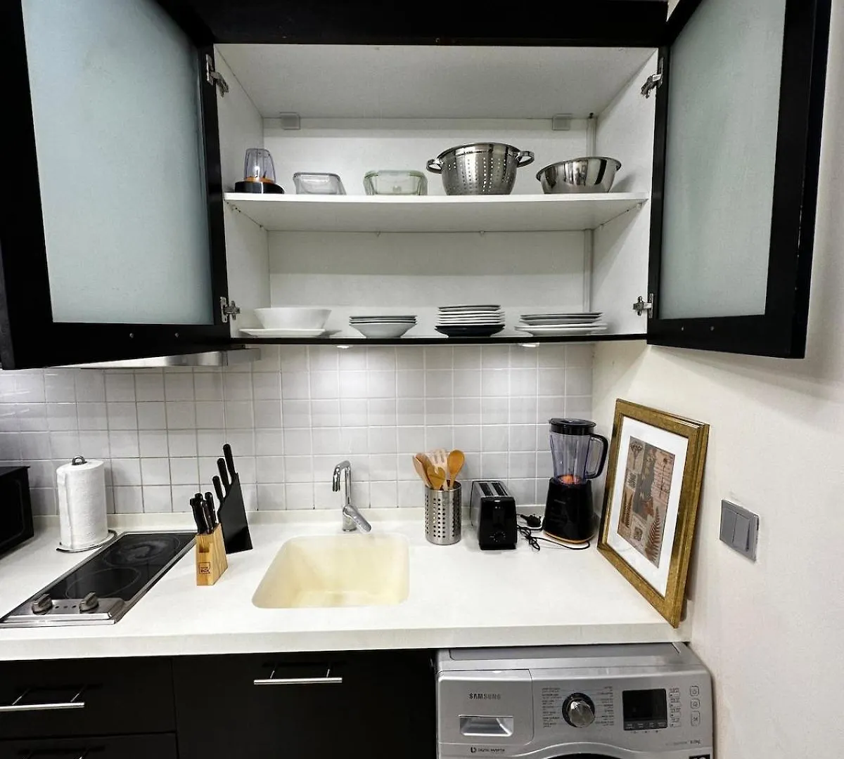 Luxury Modern Studio In Dubai Marina With Sea View