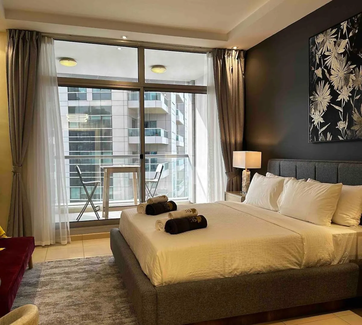 Apartment Luxury Modern Studio In Dubai Marina With Sea View